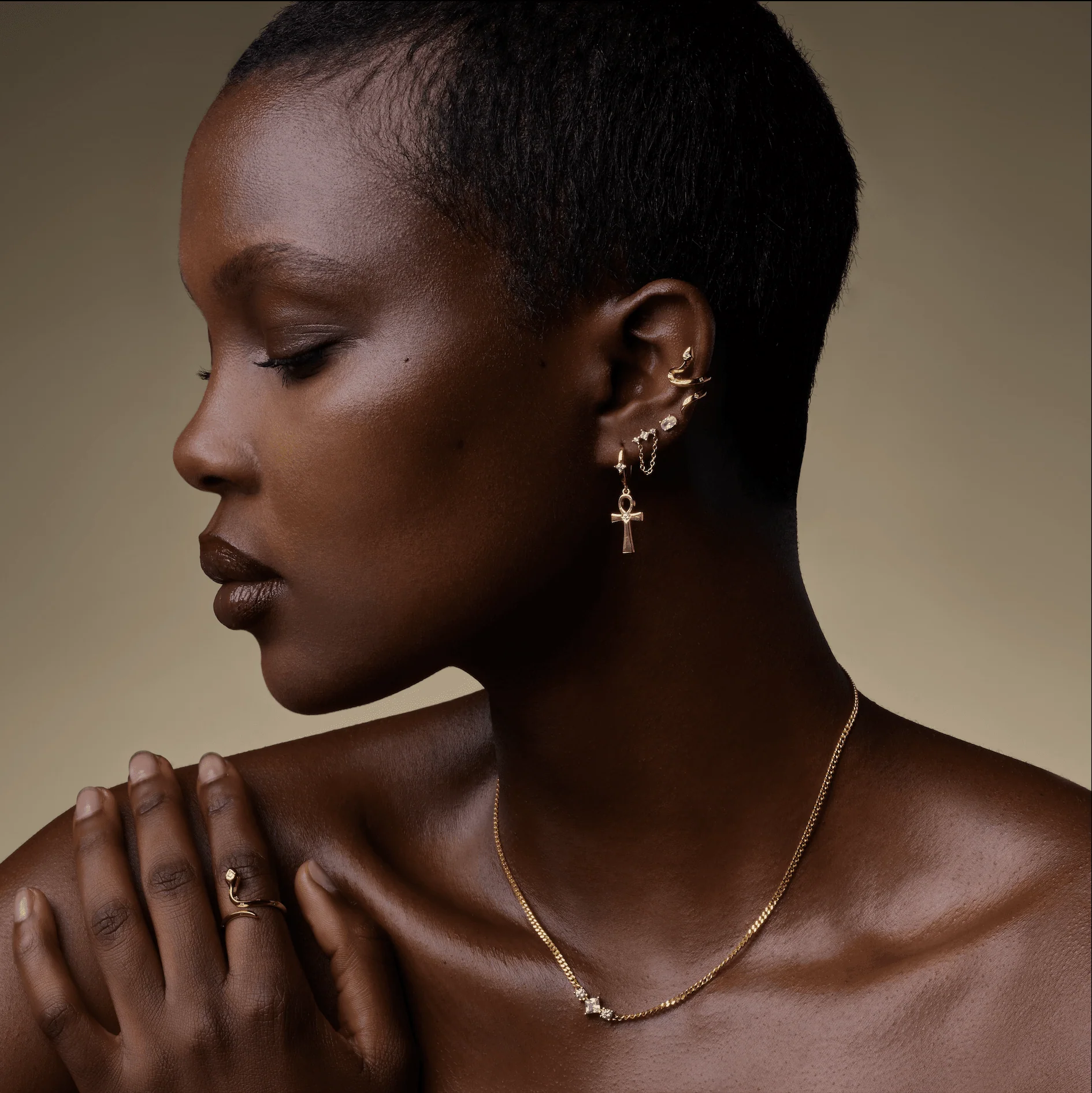 Puce Isis Blanche - Image 6